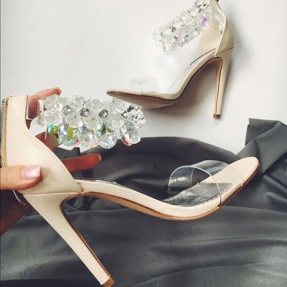 Nude Embellished Clear Heel - Picture 3 of 4